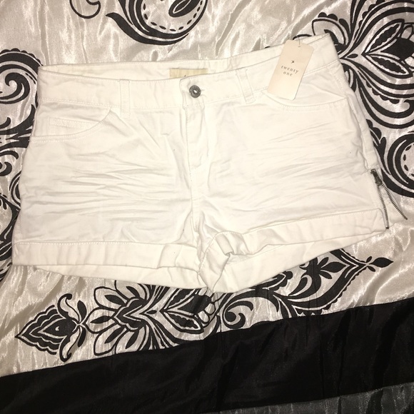 *Brand New* Forever 21 White Jean Shorts