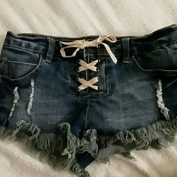 Ocean drive ripped denim shorts sz 0 fring