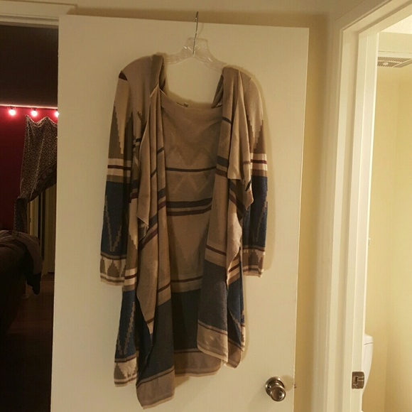 Long sleeved native American print cardigan
