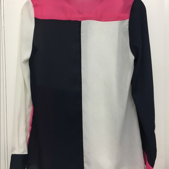 Color block chiffon top - Picture 2 of 3