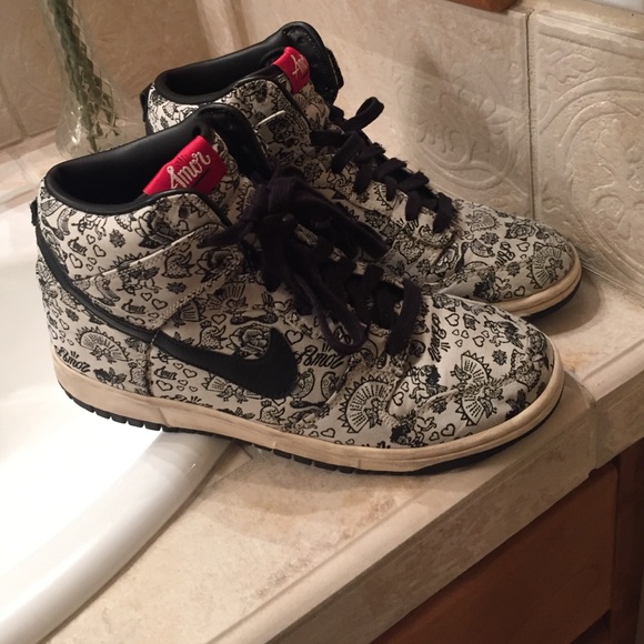 Nike High Top Shoes (Amor)