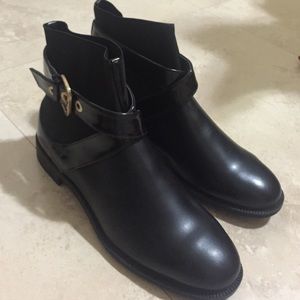 Brand New Zara boots
