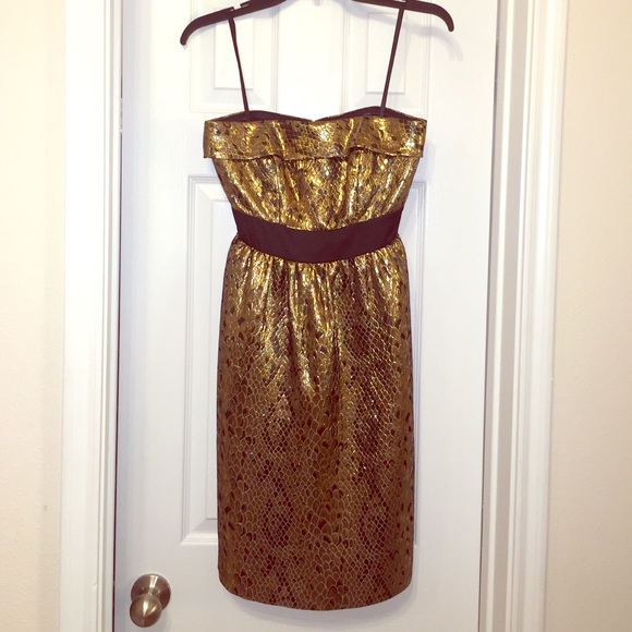 Like New Gianni Bini Cocktail dress in black&gold
