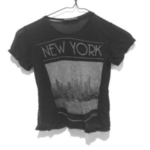 Brandy Melville NY crop top