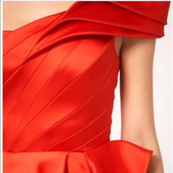 Authentic Karen Millen One Shoulder Red Dress New - Picture 2 of 3