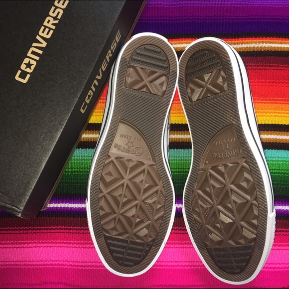 Quilted white lo top converse sneakers 8 - Picture 2 of 4