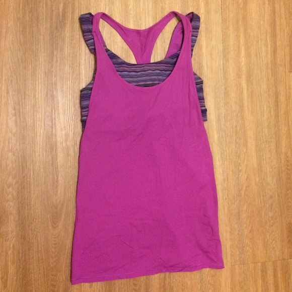 Pink lulu workout top!