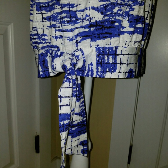 NWT Anthropologie side tie shirt - Picture 3 of 4