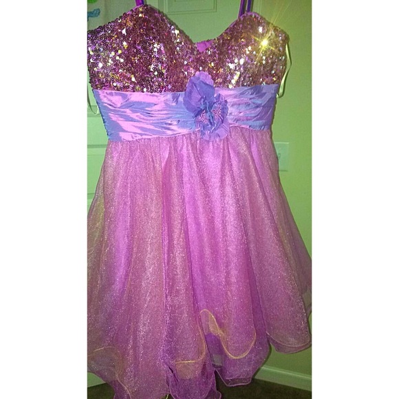 formal dress. - Picture 1 of 1
