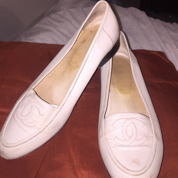 CHANEL Shoes - Chanel flats