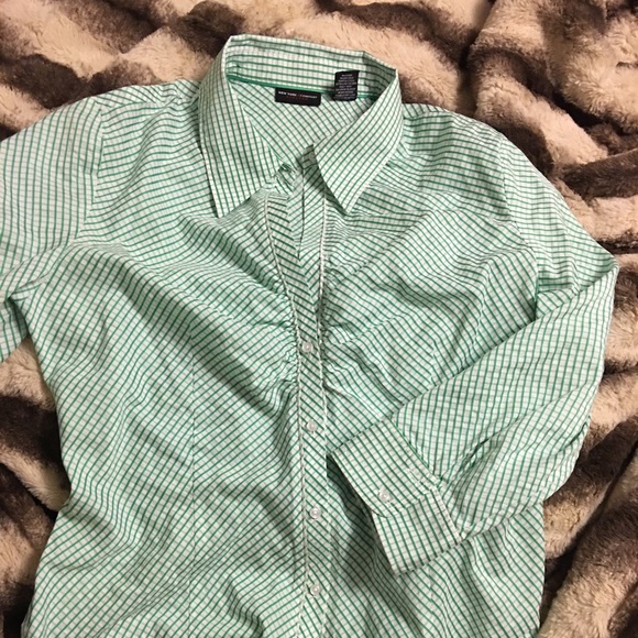 NY&CO Green gingham shirt.
