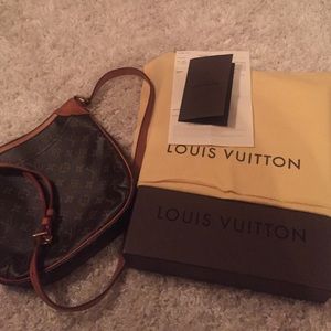 2014 Louis Vuitton cross body bag