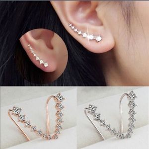 Fashion silver or gold tone ear crawler