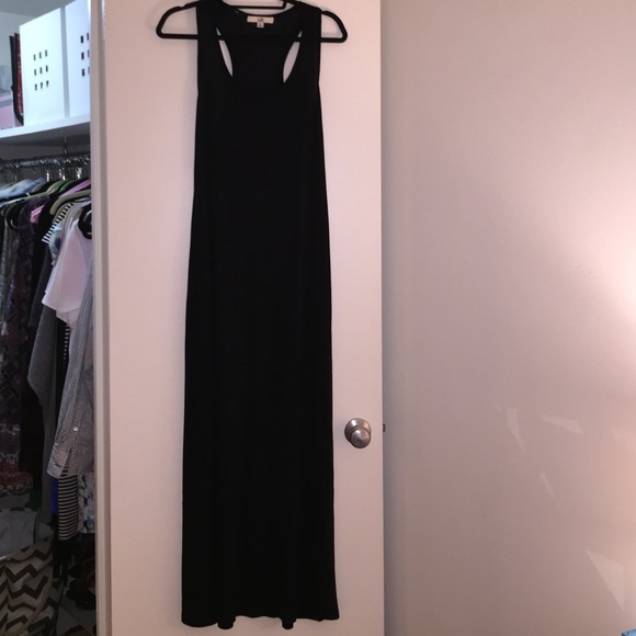Black Maxi - Picture 1 of 2