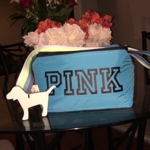 VS PINK insulated lunch box