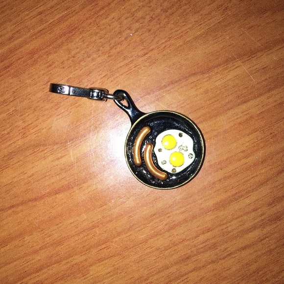 Juicy Couture Frying pan charm