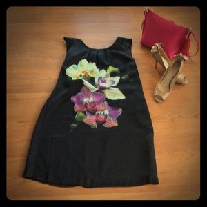 Gorgeous sheath dress!