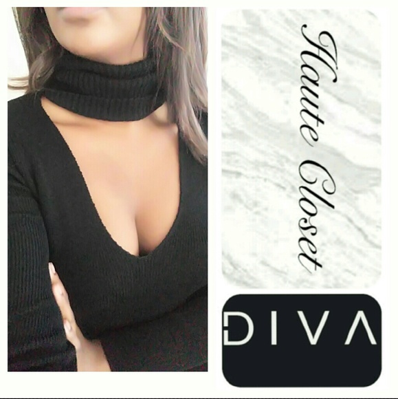 Cozy Choker Dress - Picture 3 of 4