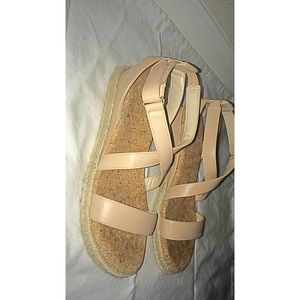 adrienne Vittadini sandals.