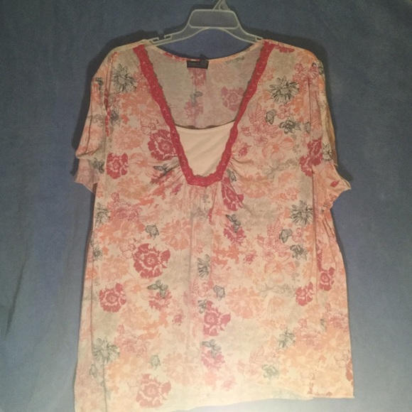Floral top