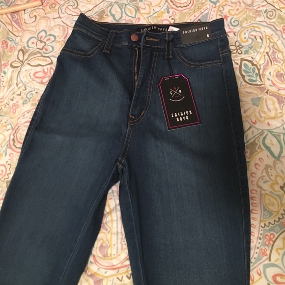 Fashionnova light blue high waisted jeans