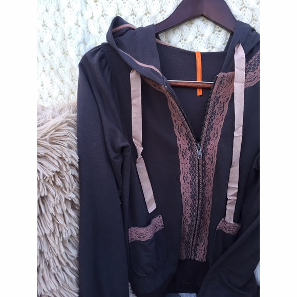 S a t u r d a y S u n d a y - ribbon string hoodie - Picture 1 of 4