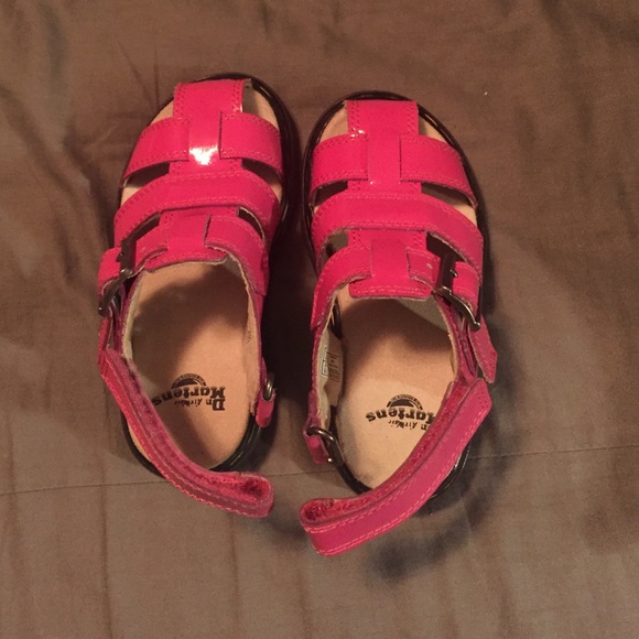Kids Dr. Marten sandals