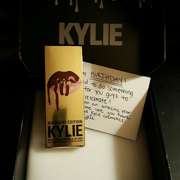 Kylie jenner birthday Leo matte