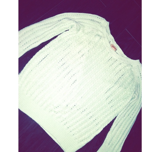 Cute fall mint sweater. Worn 3 times.