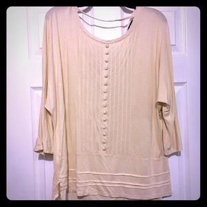 Gap shirt with button detail