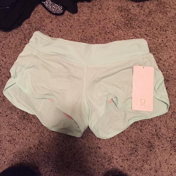 Size 6 brand new mint speed shorts