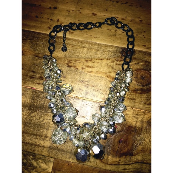 Statement piece necklace! 🌟💋