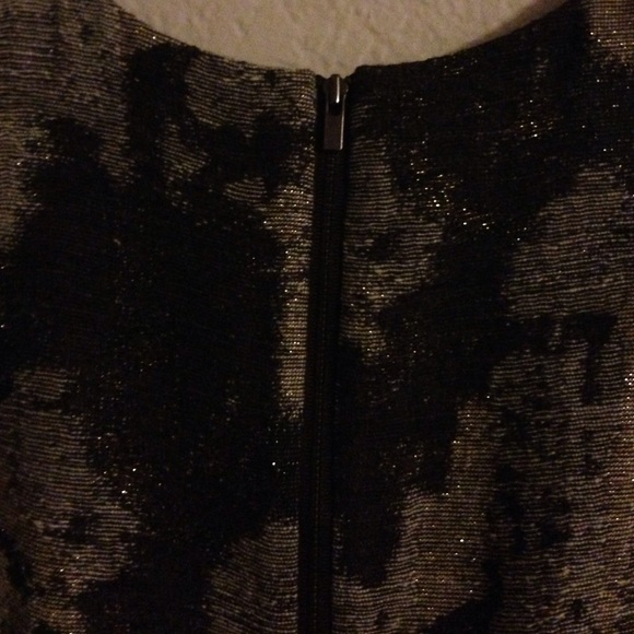 Great sleeveless dress! - Picture 3 of 4