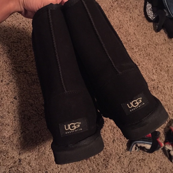 Size 9 black UGGS
