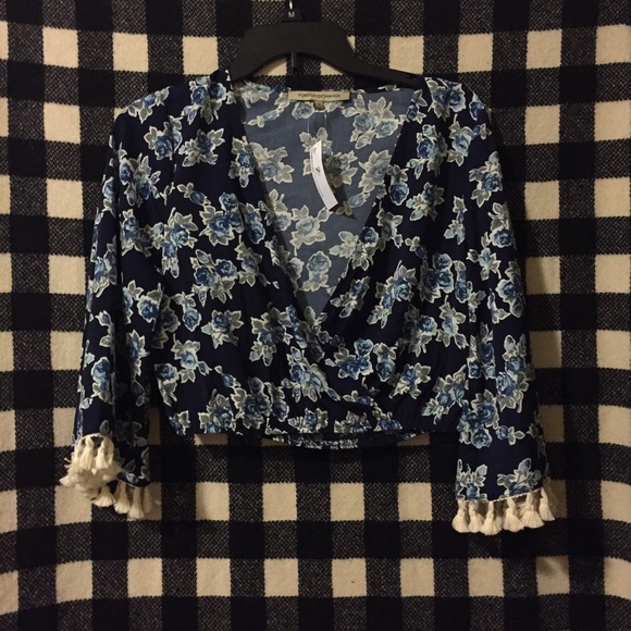 NWT Foreign Exchange top!!