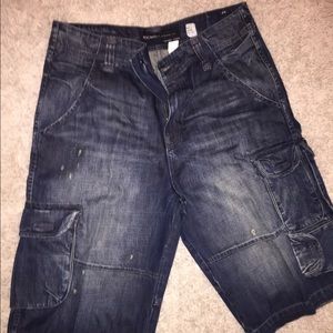 Sz36 Rocawear Jean shorts.Nwot.