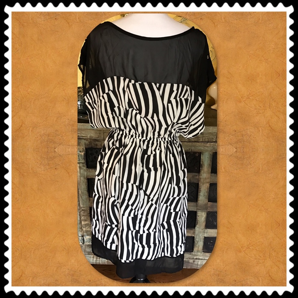 💰Donating in 24 hours...make an offer!💰 - Picture 4 of 5