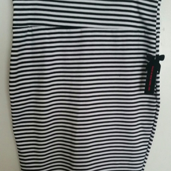 Black and white pencil skirt large - Picture 1 of 1
