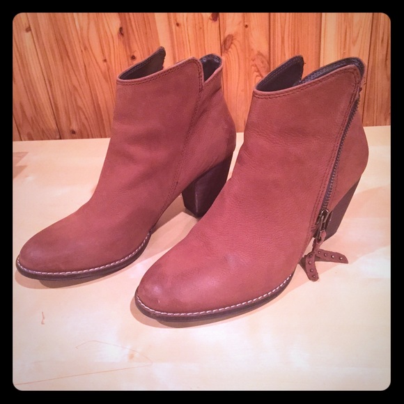 Steve Madden ankle booties
