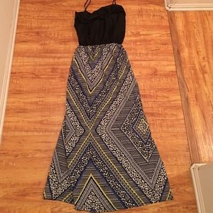 LIKE NEW Maxi dress