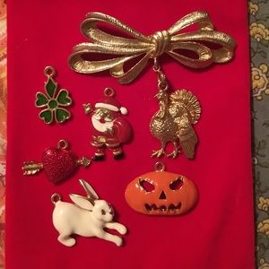 Holiday charm pin.