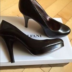 Black Leather Alfani US SIZE  10 HEEL SIZE