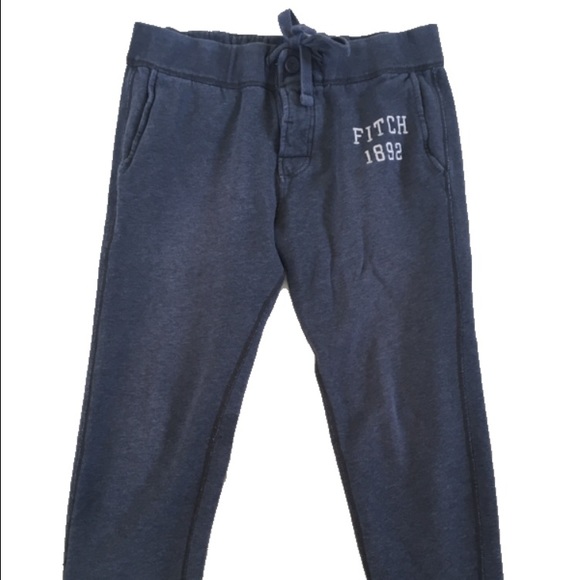 A&F sweatpants 👻🌚