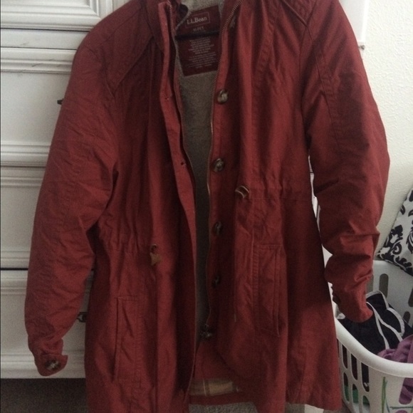 Winter coat - Picture 1 of 4