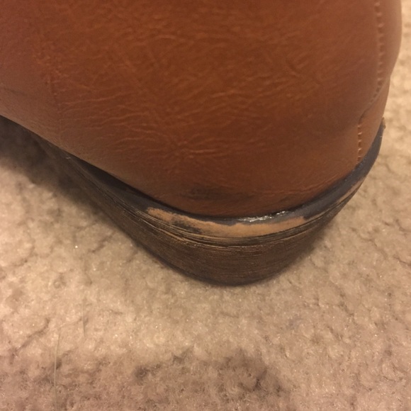 Tan ankle boots - Picture 3 of 4