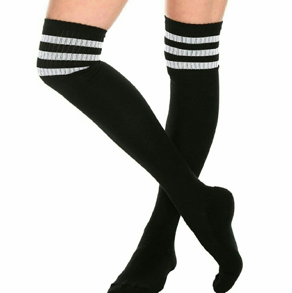 Dollhouse Black Over The Knee Socks - Size 9-11 - Picture 2 of 5