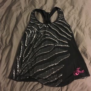 Small raceback black Fox tank.