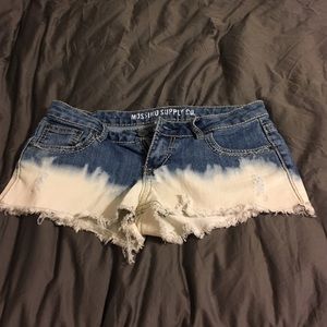 Jean shorts w/ washed white bottom. Missimo Supply