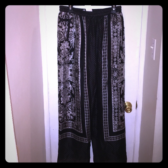 *Brand New* Bar III Black/Wht Miami Palazzo Pants