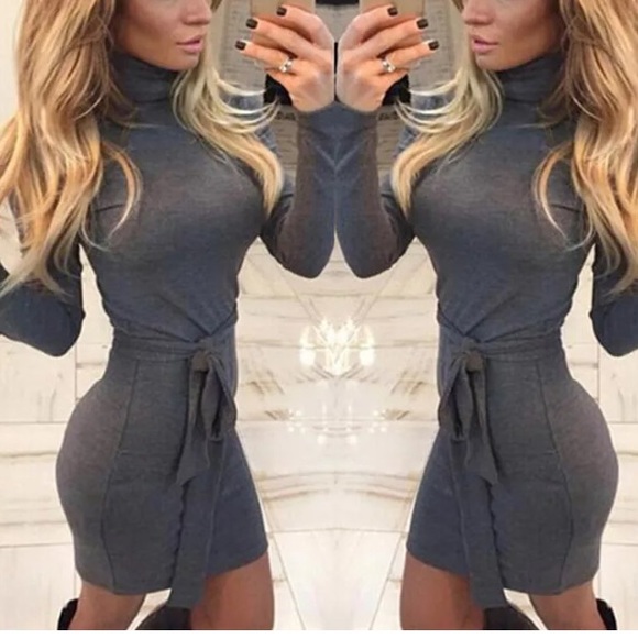 Dresses & Skirts - Gray Long sleeve dress